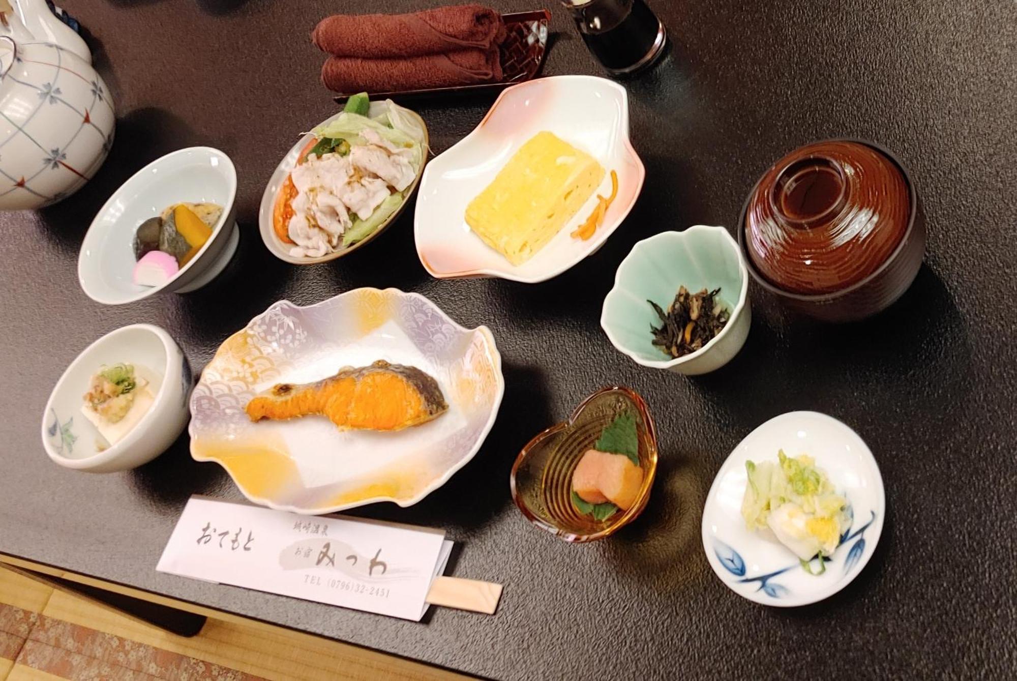 Ryokan Mitsuwa Тоёока Экстерьер фото